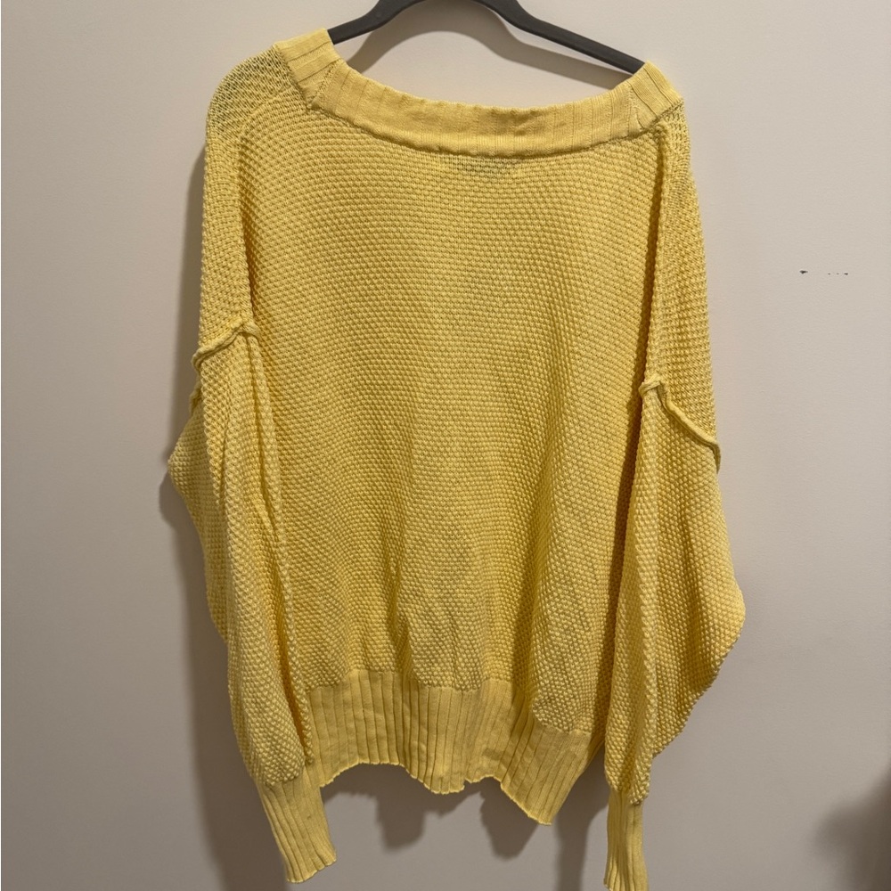Free People ~ Yellow Women's Sweater - Picture 4 of 4